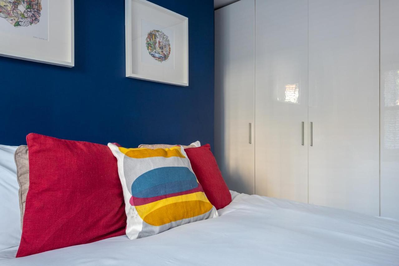 Spacious 2 Bedroom Apartment In Camden ロンドン エクステリア 写真
