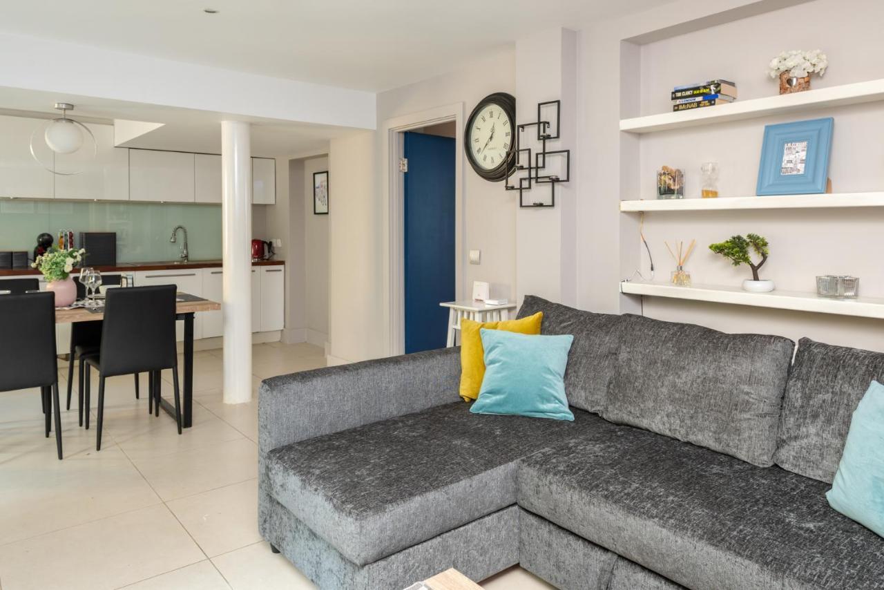 Spacious 2 Bedroom Apartment In Camden ロンドン エクステリア 写真